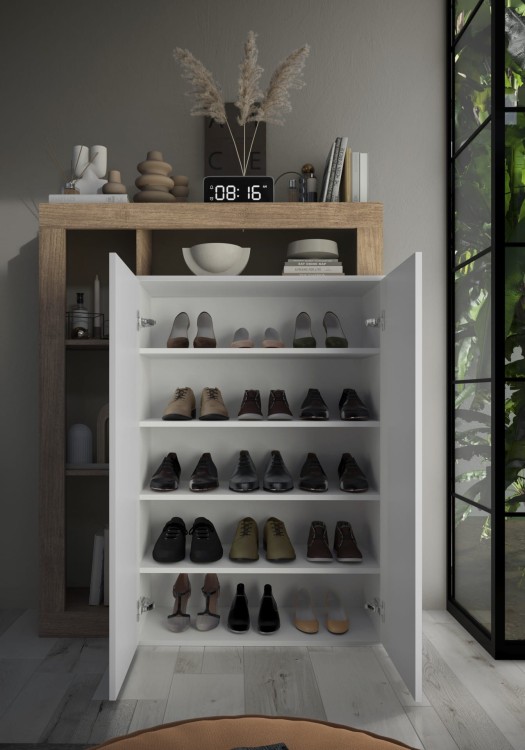 HAMBURG_Generale_Kadiz_Particolare_1_aperto_scarpe_LQ.jpg