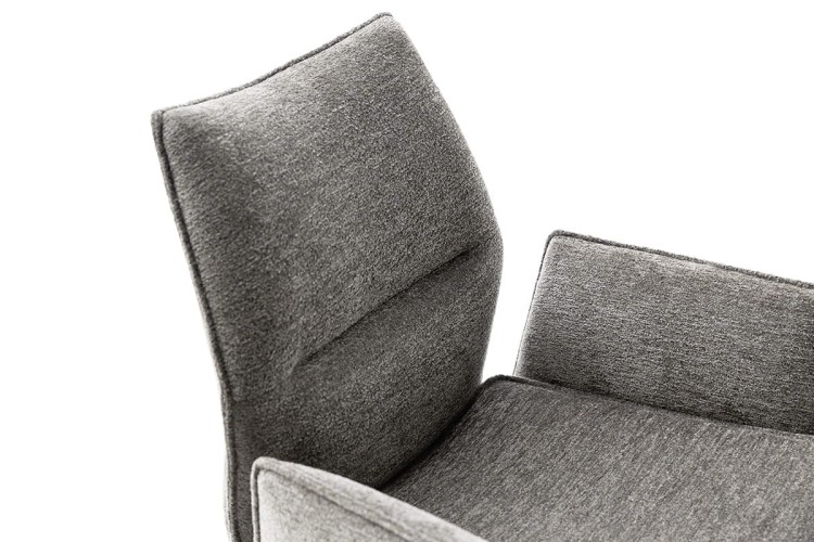Assento_Detail_Schale_A_mit_AL_Stoff_Rueckenlehne_vorne_DET_2969_24_grob(2).jpg