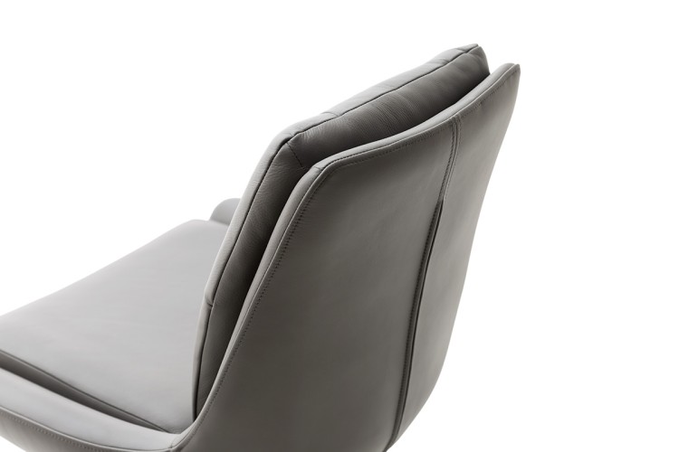 Assento_Detail_Schale_C_ohne_AL_Leder_Rueckenlehne_hinten_DET_3185_24_grob(2).jpg