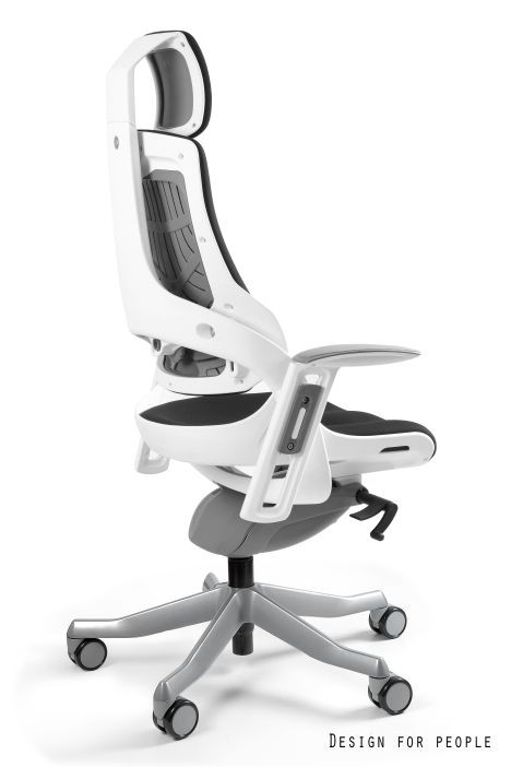 3054c06bb97cf2cec01fb25b60e13d8b