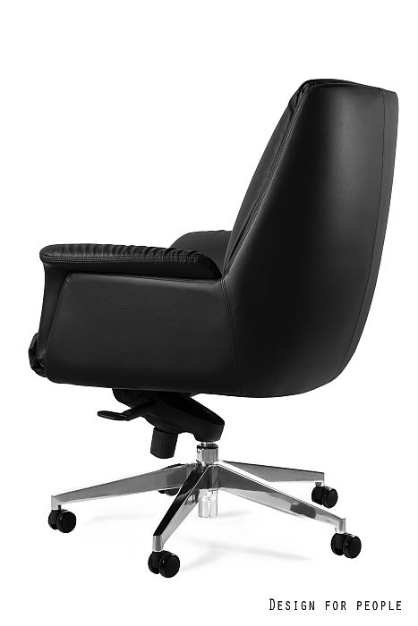 03d9d066adec2806f8e86831bb75679a