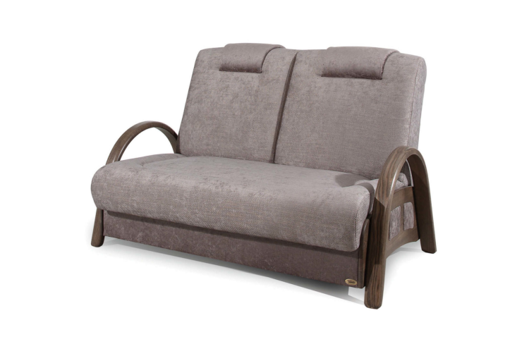 oliwia_H_sofa-scaled.png