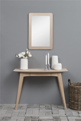 4ebba2296964b6a8adc9c8e8da80c035