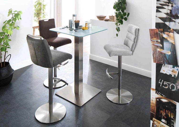 Zarina_2_Glas_reinweiss_mit_Giulia_Bar_Feingewebe_1x_A_AN_1x_B_EG_1x_C_BX_9313_17_grob.jpg