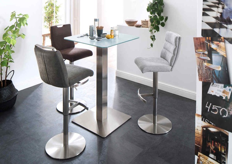 Zarina_2_Glas_reinweiss_mit_Giulia_Bar_Feingewebe_1x_A_AN_1x_B_EG_1x_C_BX_9313_17_grob.jpg
